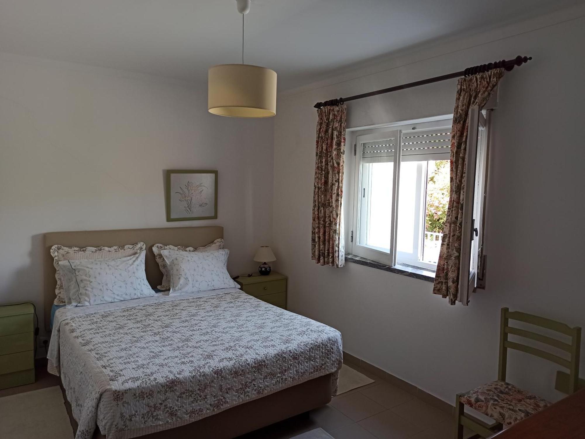 Porto Monte Bed and Breakfast Maceira  Rum bild